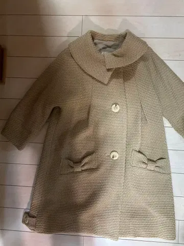 베이지 롱 코트 큰 옷깃