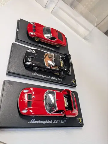 Lamborghini JOTA SVR 2대와 MIURA 다이캐스트제