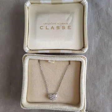 반돔 아오야마 플라티나 다이아 파베 하트 목걸이