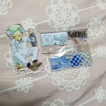 노먼 아크릴 스탠드 벌스데이 약속의 네버랜드 명장면 디오라마