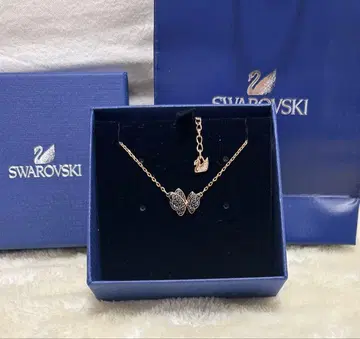 SWAROVSKI 버터플라이 목걸이 로즈 골드 박스 포함