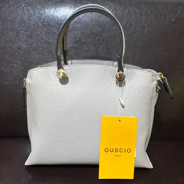 GUSCIO 가죽 숄더백 새상품 미사용