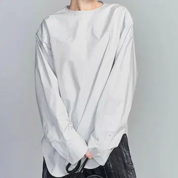 뷰티 앤 유스 코튼 크루넥 블라우스