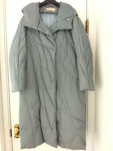 [ 새상품 ] 블루 그레이 다운 코트 한랭지 다운 자켓