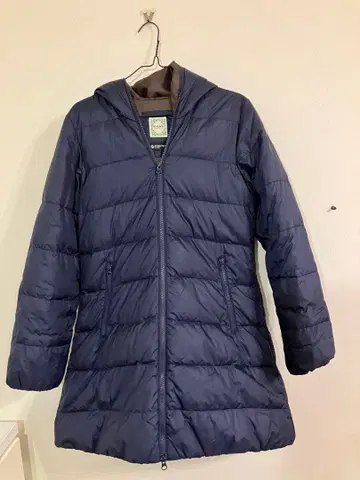 네이비 후드 부착 롱 다운 자켓