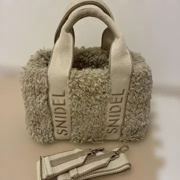 SNIDEL 로고 퍼 백