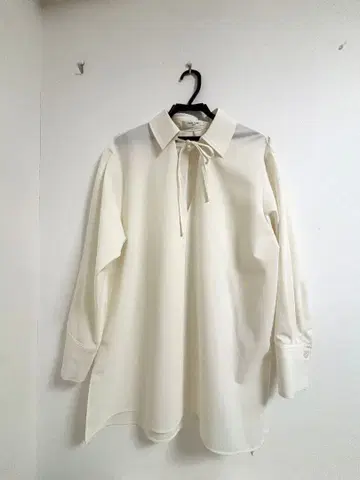 Demi-Luxe BEAMS 아이보리 긴팔 셔츠