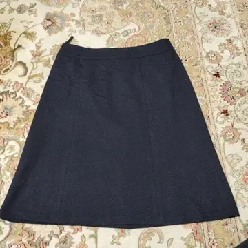 23구 다크 네이비 블랙 울100% 스커트