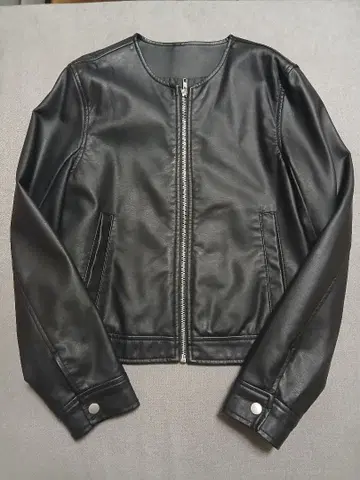 블랙 가죽 자켓 M 사이즈