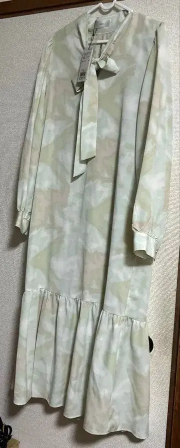 리본 포함 폴리에스테르 원피스 L 사이즈