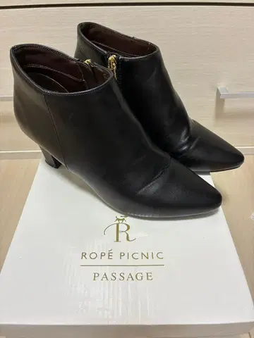 로페피크닉 가죽 스틸레토 부츠 블랙 24