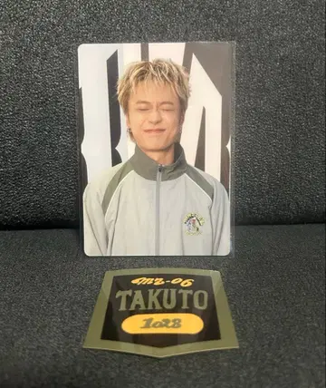 MAZZEL ROOM 랜덤 포토 카드 & 스티커 세트 TAKUTO