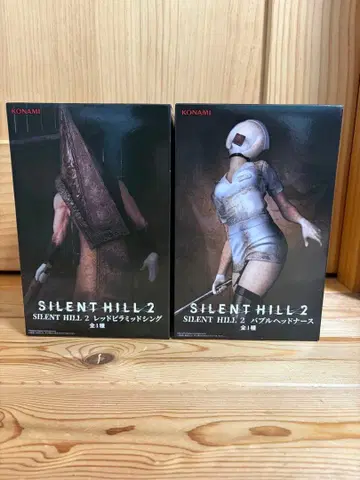 SILENT HILL 2 피규어 2체 세트