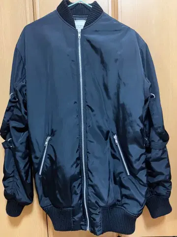 EATME UNISEX 크로스 MA-1