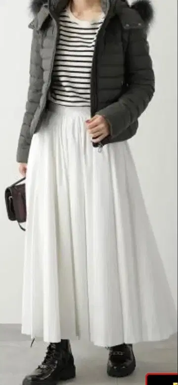 새상품 타트라스 나 VARENA 다운 자켓