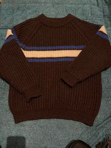 HIGHLAND CLUB 울 리브 스웨터