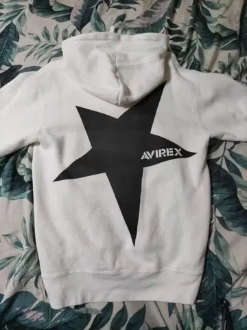 AVIREX 화이트 스타 패턴 후드티 사이즈 M
