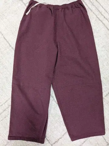 허리밴딩 버건디 M 사이즈 배럴 팬츠