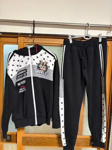 PAGELO! 별 패턴 맨투맨 상하의