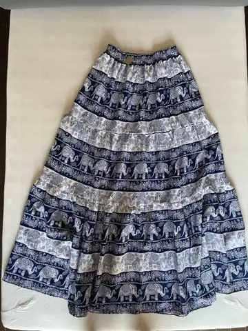 [당일 발송] 미사용 새상품 엘리펀트 패턴 롱 스커트 네이비
