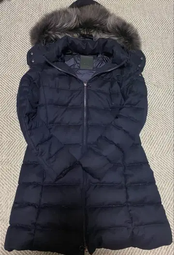 새상품급 TATRAS 타트라스 다운 코트 네이비 퍼 포함