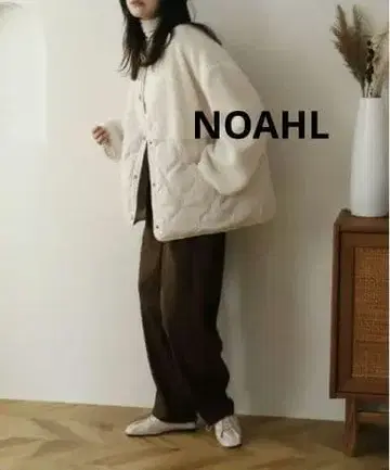 NOAHL 노알 퀼팅 보아 절개 코트