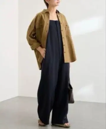 (새상품 미사용) FRAMeWORK 네이비 베어탑 올인원 38