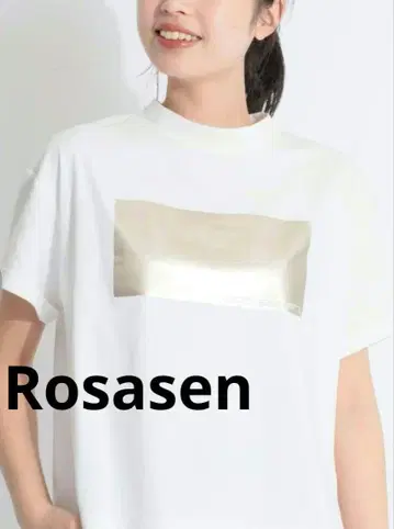 로사센[UV] 호일 프린트 롤업 슬리브 모크넥 반팔 티셔츠