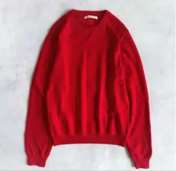 빨간색 니트 긴팔 스웨터