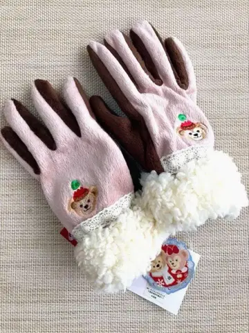 택 포함 새상품 디즈니 크리스마스 더피 셰리메이 장갑 선물