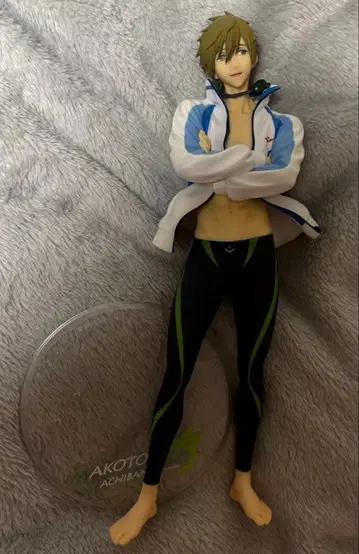 Free! 알터 1/8 PVC제 도색 완료 완성품 타치바나 마코토 피규어