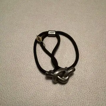 콜레트 마루프 메탈 낫 포니