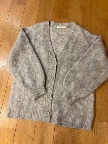 [택 포함 새상품] Ray BEAMS 소프트 샤기 V넥 가디건