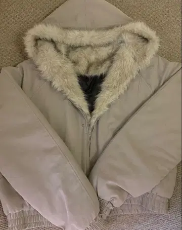 그레이 퍼 후드 봄버 자켓