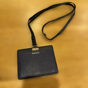 Paul Smith 네이비 가죽 패스 케이스 넥스트랩