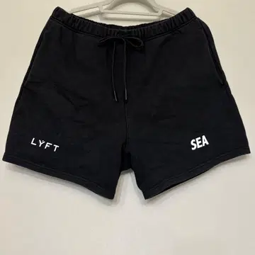 LYFT WIND AND SEA 숏팬츠