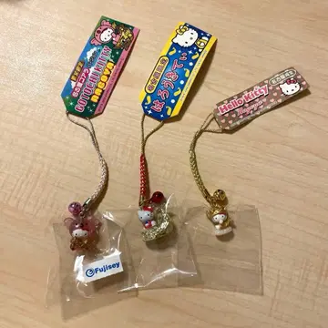 헬로키티 아이치 3개 끈 장식