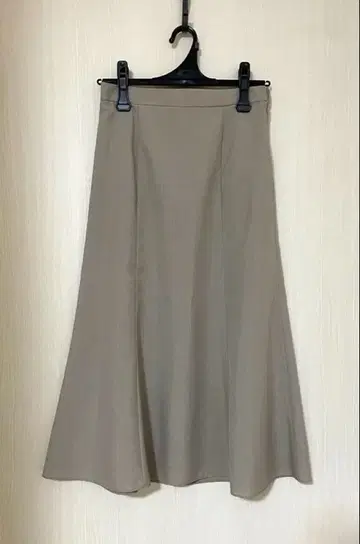 AOKI LES MUES 롱 베이지 스커트