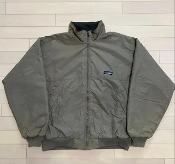 02년 파타고니아 쉘드 신틸라 M