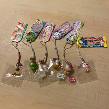 헬로키티 매듭 스트랩 6개