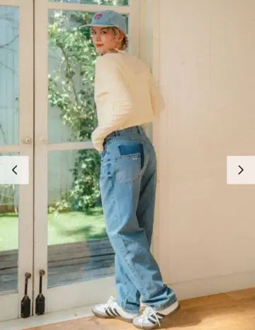 새상품 앨리슨 브라운 루즈핏 청바지 S