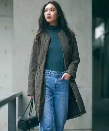 컨디션 최상 발수 가공 충전솜 롱 패딩 아우터 38 그레이