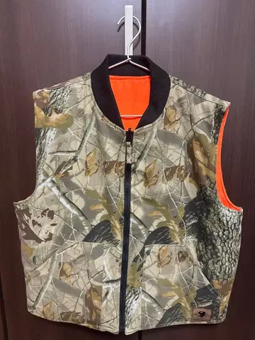 카모 패턴 리버서블 베스트