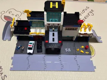 토미카타운 사건 해결! DX 폴리스 베이스