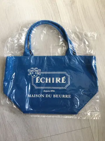 미사용 새상품 에시레 메종 뒤 부르 토트백