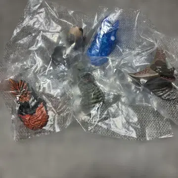 제일복권 울트라맨 괴수대전 F상 헤드 마그넷 피규어 & E상 세트