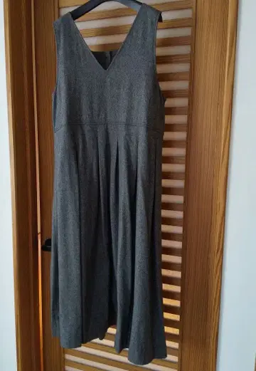 울 혼방 오버롤 스커트