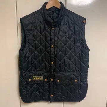 [ 주말 한정판 ] Belstaff 블랙 퀼팅 베스트