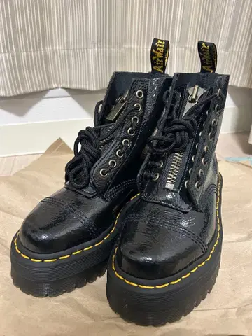 Dr.Martens SINCLAIR 페이턴트 8홀 22.5cm 3UK