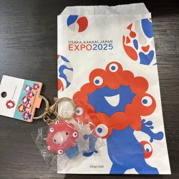 오사카 만박 미야쿠미야쿠 변신 키티 투명